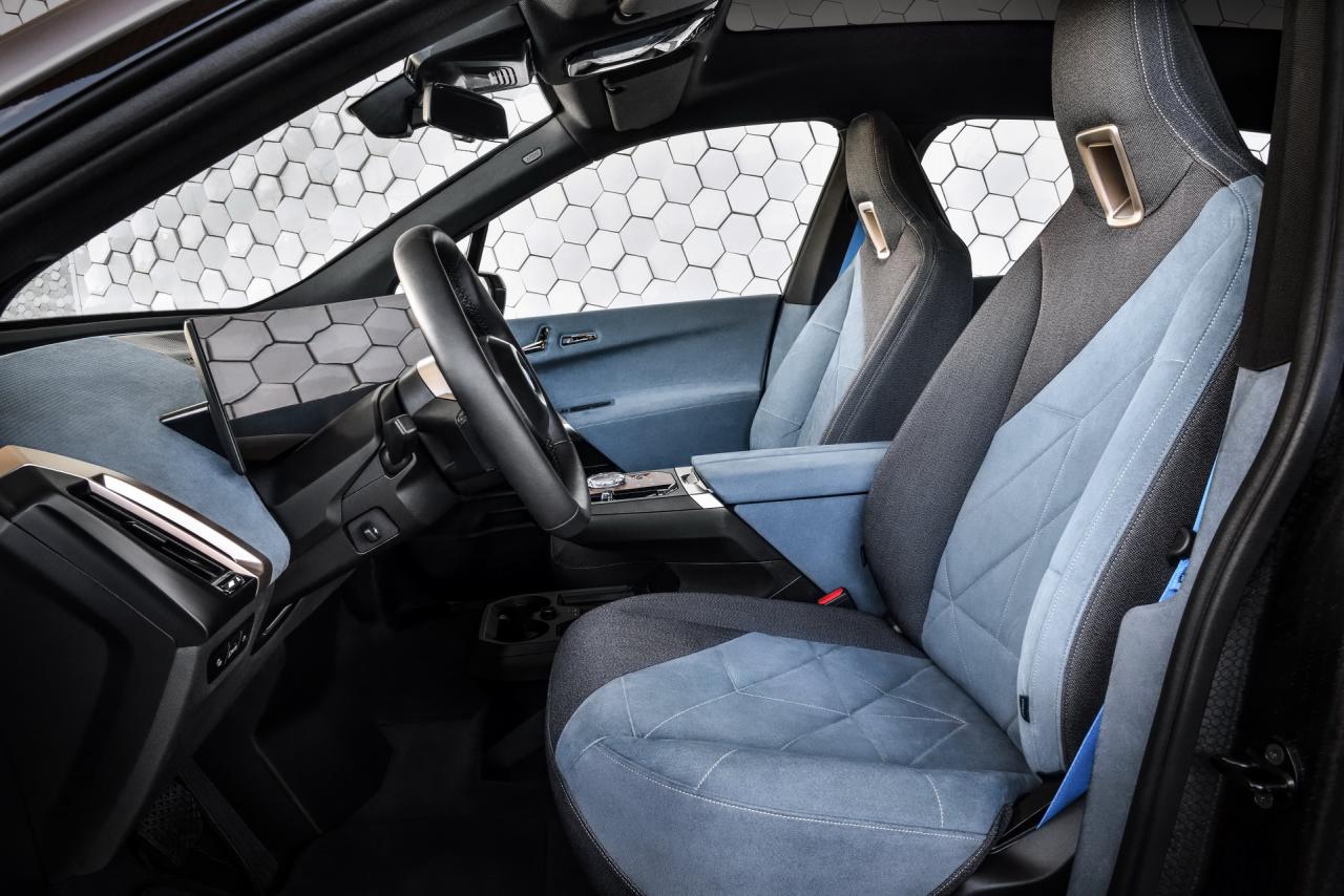 BMW-iNext-SUV-10.jpg