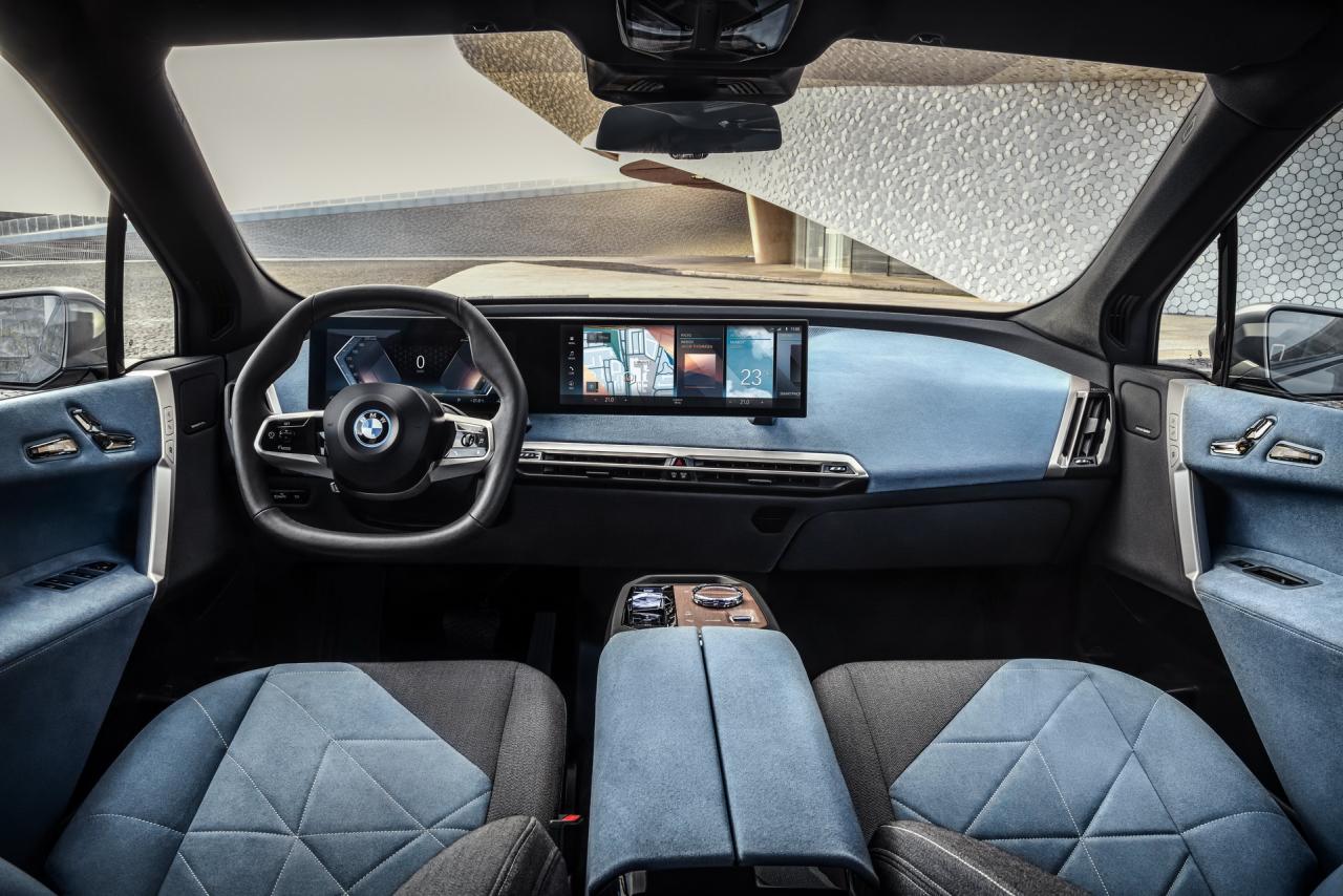 BMW-iNext-SUV-31.jpg