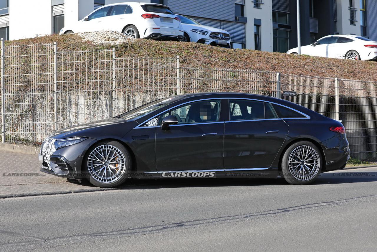 Mercedes-AMG-EQS-8.jpg