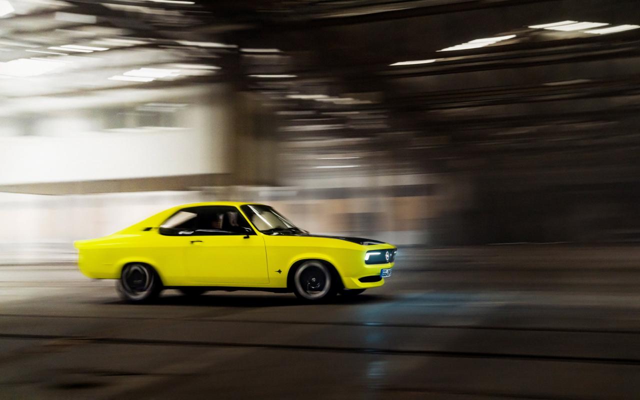 OPEL-MANTA-GSE-ELEKTROMOD-4.jpg