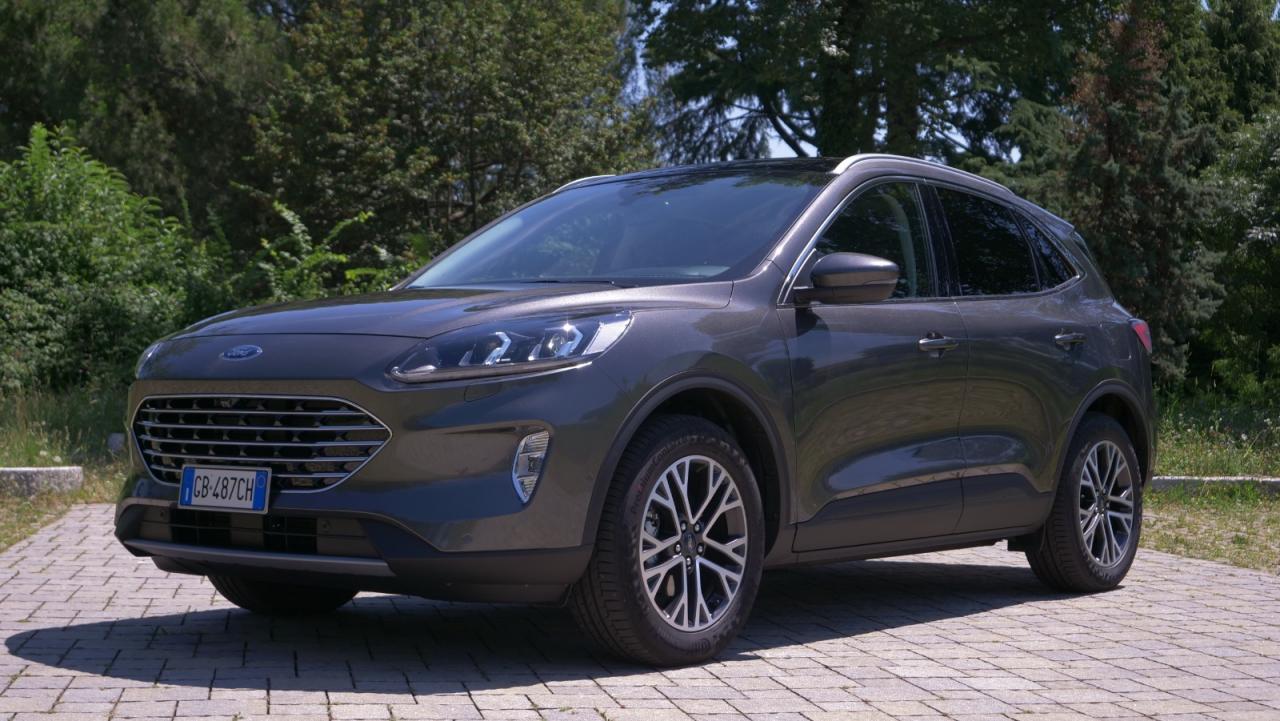 ford-kuga-2020-27.jpeg