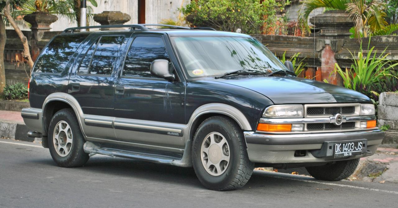1717384221_Opel_Blazer_front_Karangasem.thumb.jpg.1db0fd8014e138f23826ffd9974cabe2.jpg