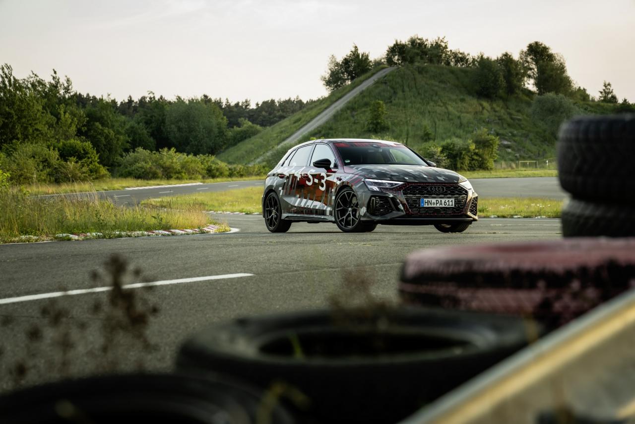 2022-Audi-RS-3-Sneak-Preview-007.jpg