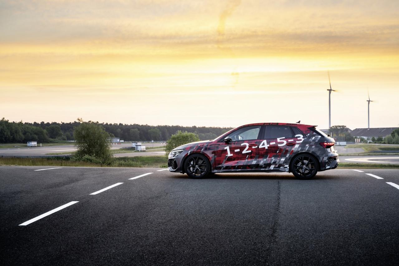 2022-Audi-RS-3-Sneak-Preview-011.jpg