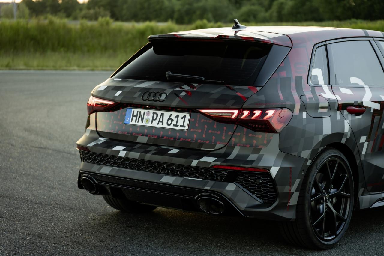 2022-Audi-RS-3-Sneak-Preview-018.jpg