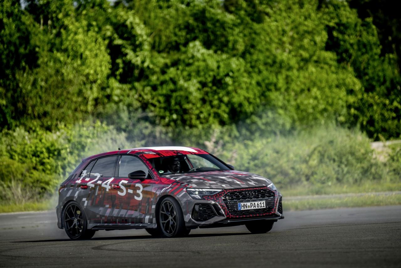 2022-Audi-RS-3-Sneak-Preview-044.jpg