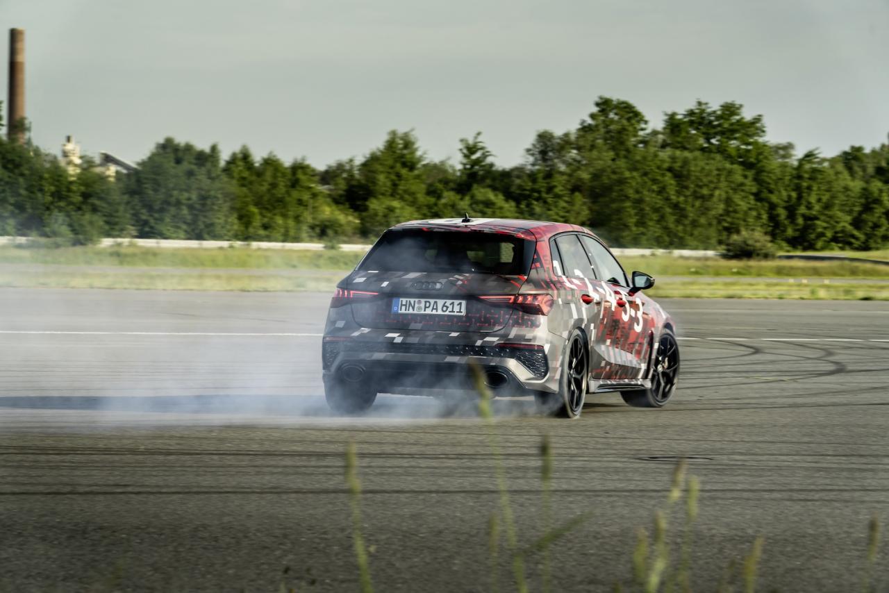 2022-Audi-RS-3-Sneak-Preview-054.jpg