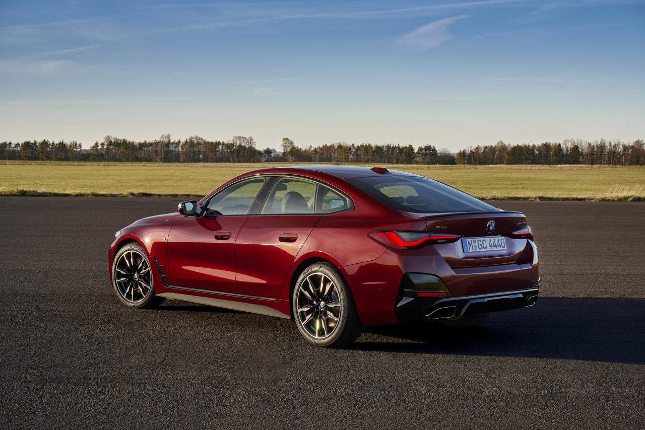 2022-BMW-4-Series-Gran-Coupe-23.jpg
