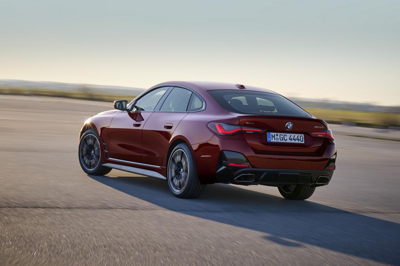 2022-BMW-4-Series-Gran-Coupe-4.jpg