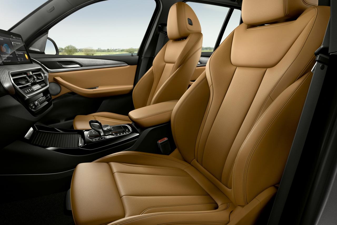 2022-BMW-X3-X4-21.jpg