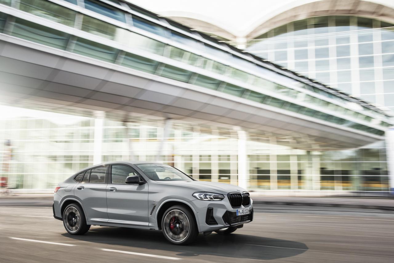 2022-BMW-X3-X4-33.jpg