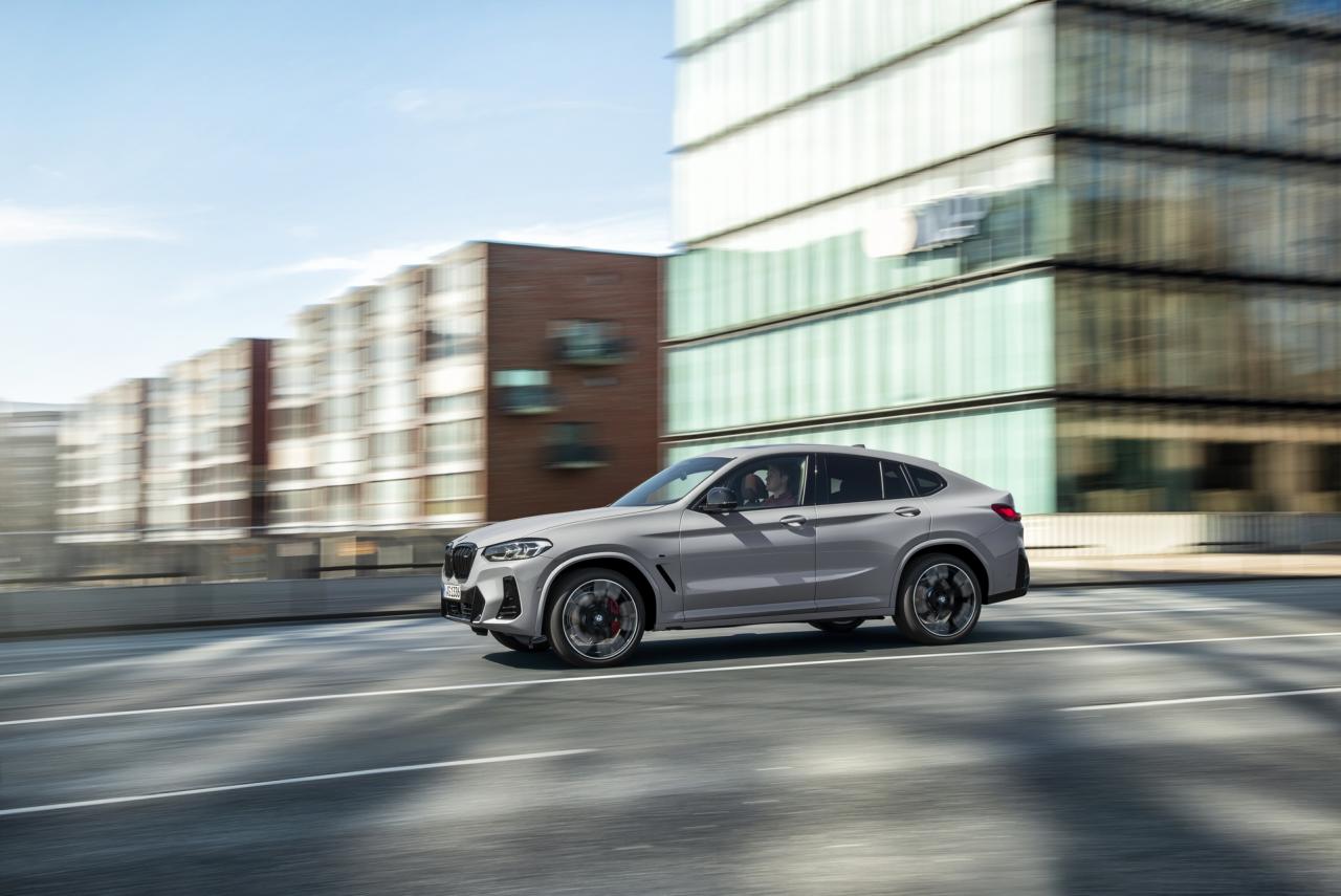 2022-BMW-X3-X4-34.jpg