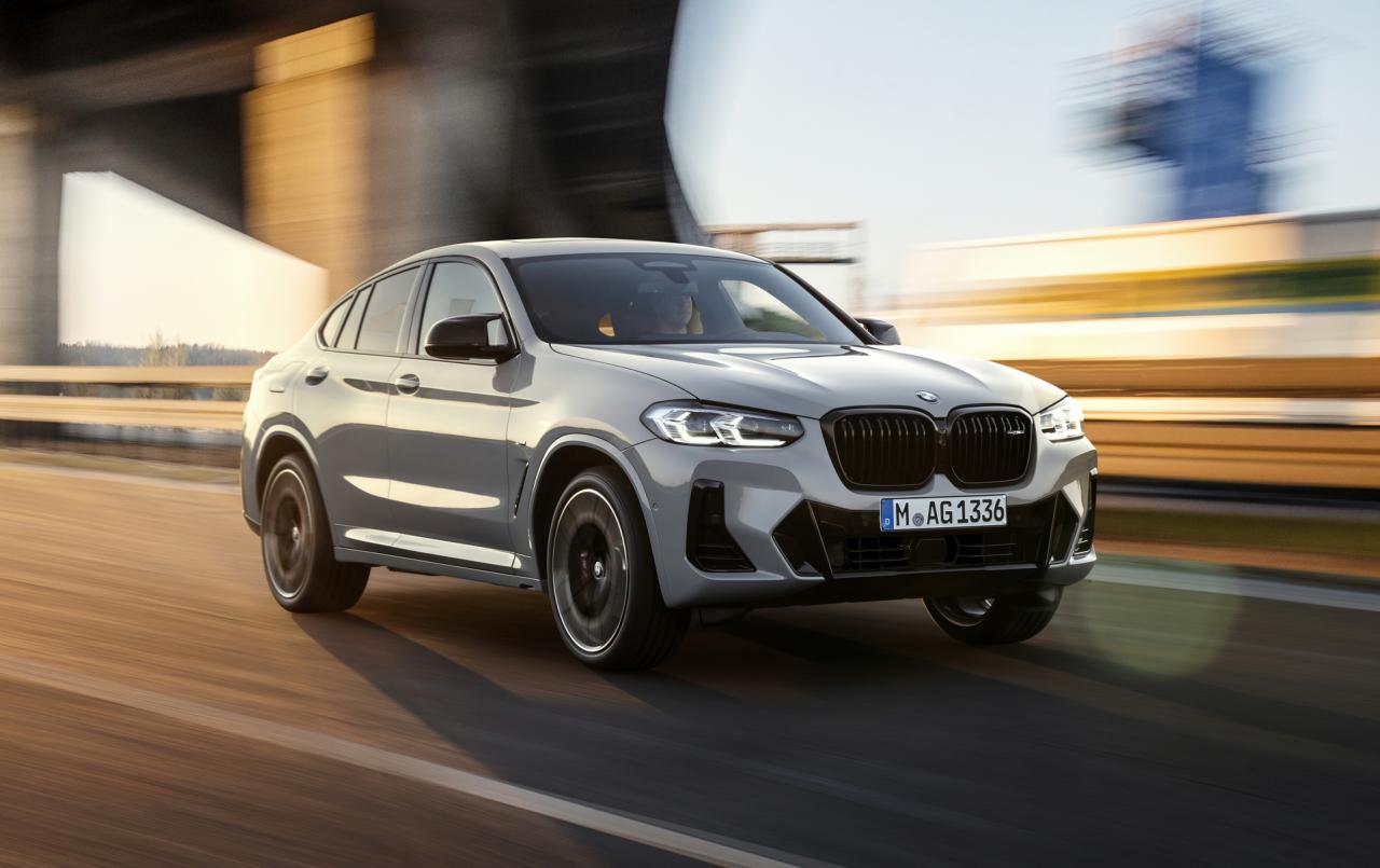 2022-BMW-X3-X4-43.jpg