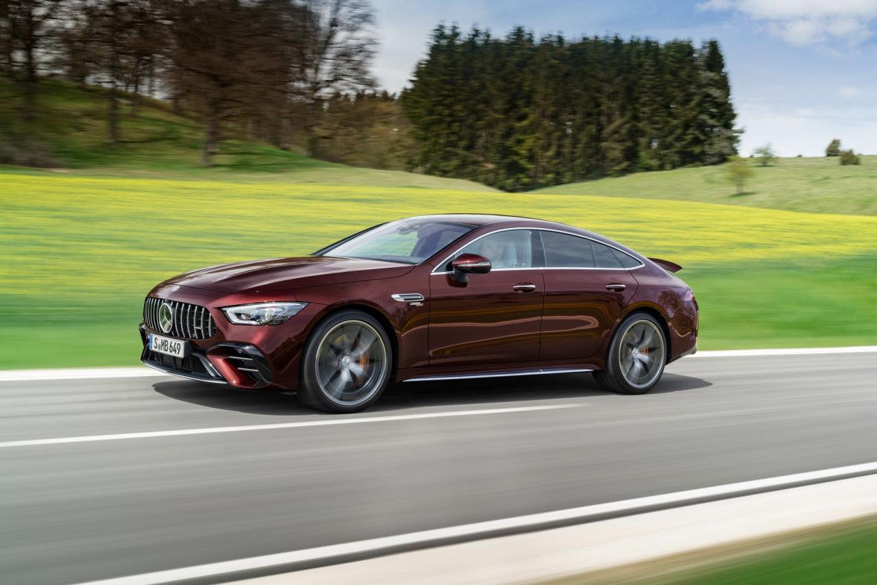 2022-Mercedes-AMG-GT-4-Door-Coupe-12.jpg