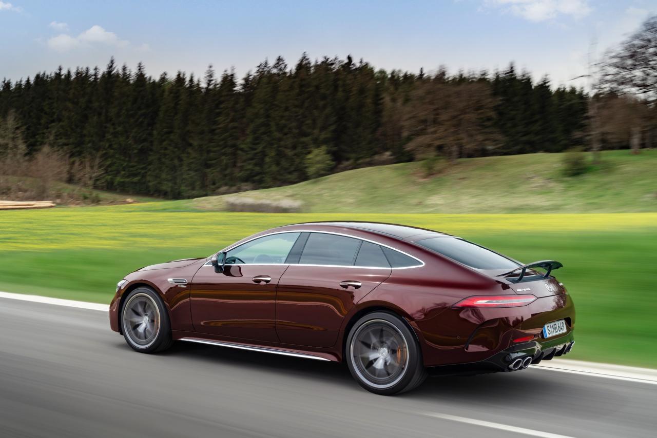 2022-Mercedes-AMG-GT-4-Door-Coupe-13.jpg