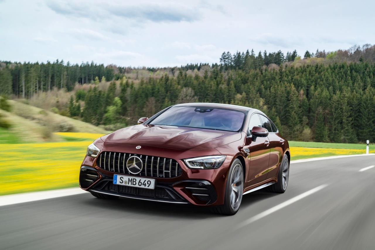 2022-Mercedes-AMG-GT-4-Door-Coupe-15.jpg