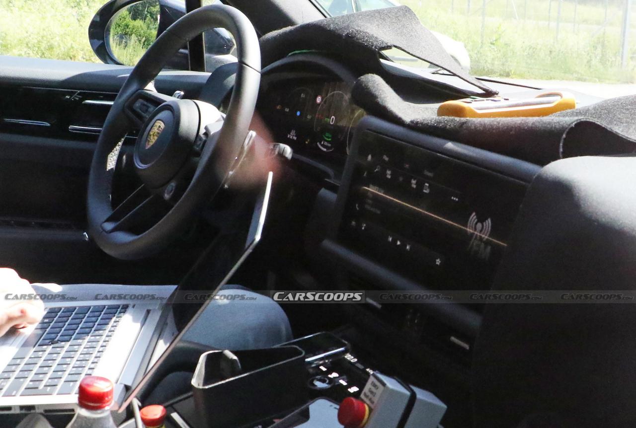2022-Porsche-Cayenne-Facelift-carpix-15.jpg