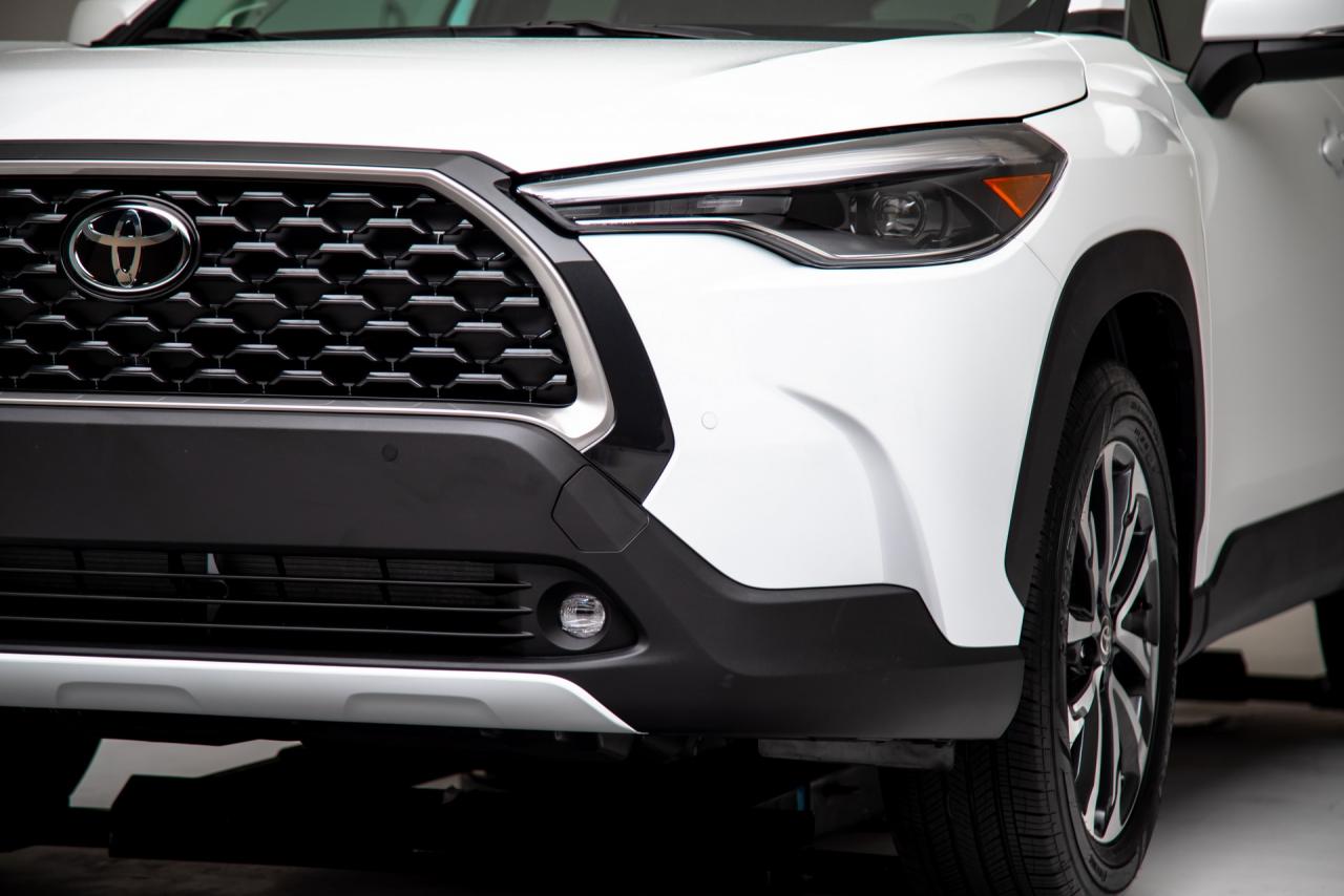 2022-Toyota-Corolla-Cross-23.jpg