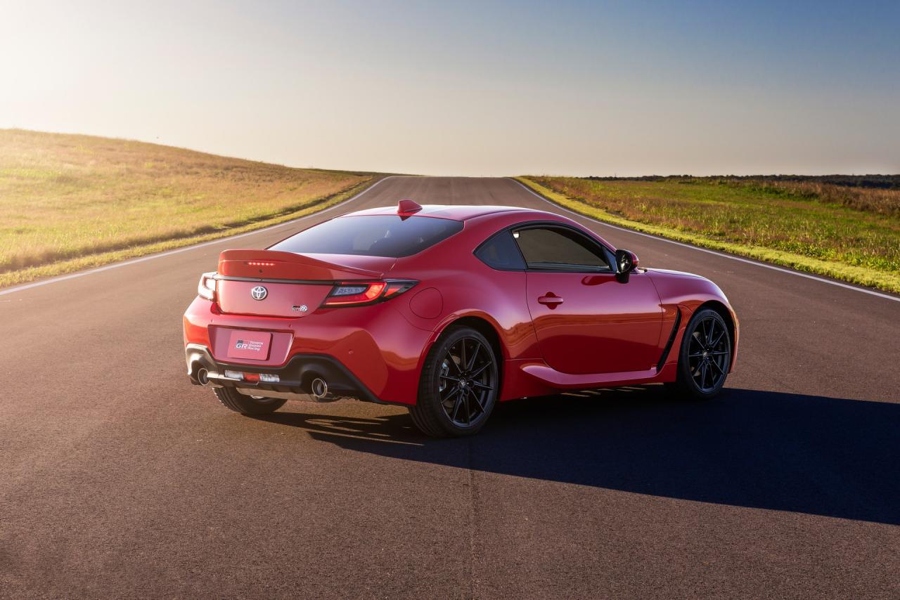 2022-Toyota-GR-86-13.jpg