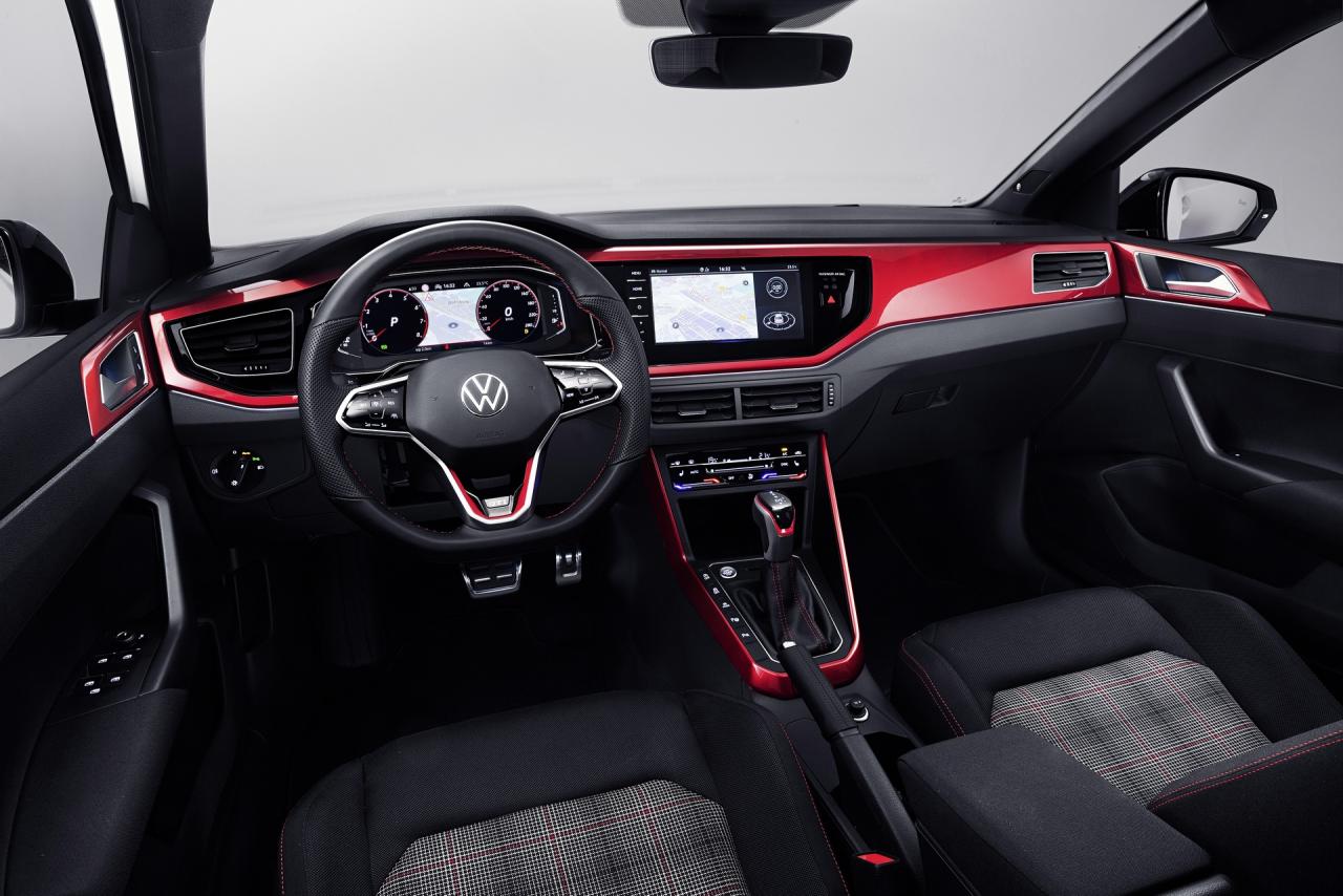 2022-VW-Polo-GTi-13.jpg