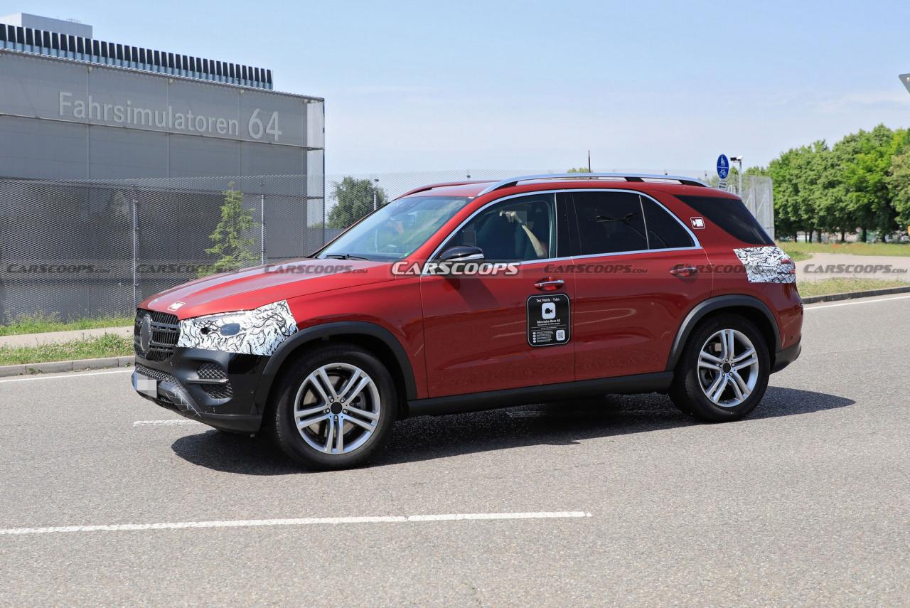 2023-Mercedes-GLE-19.jpg
