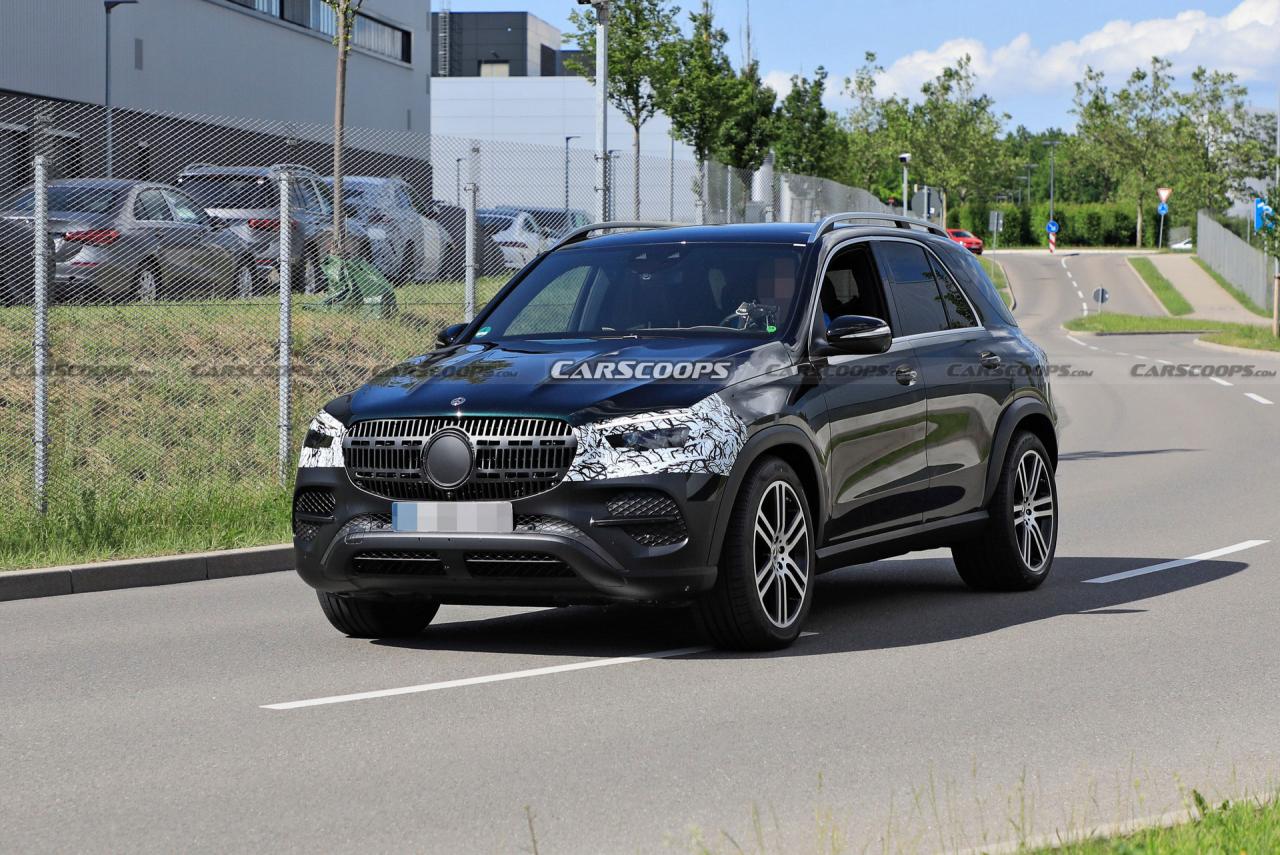 2023-Mercedes-GLE-4.jpg