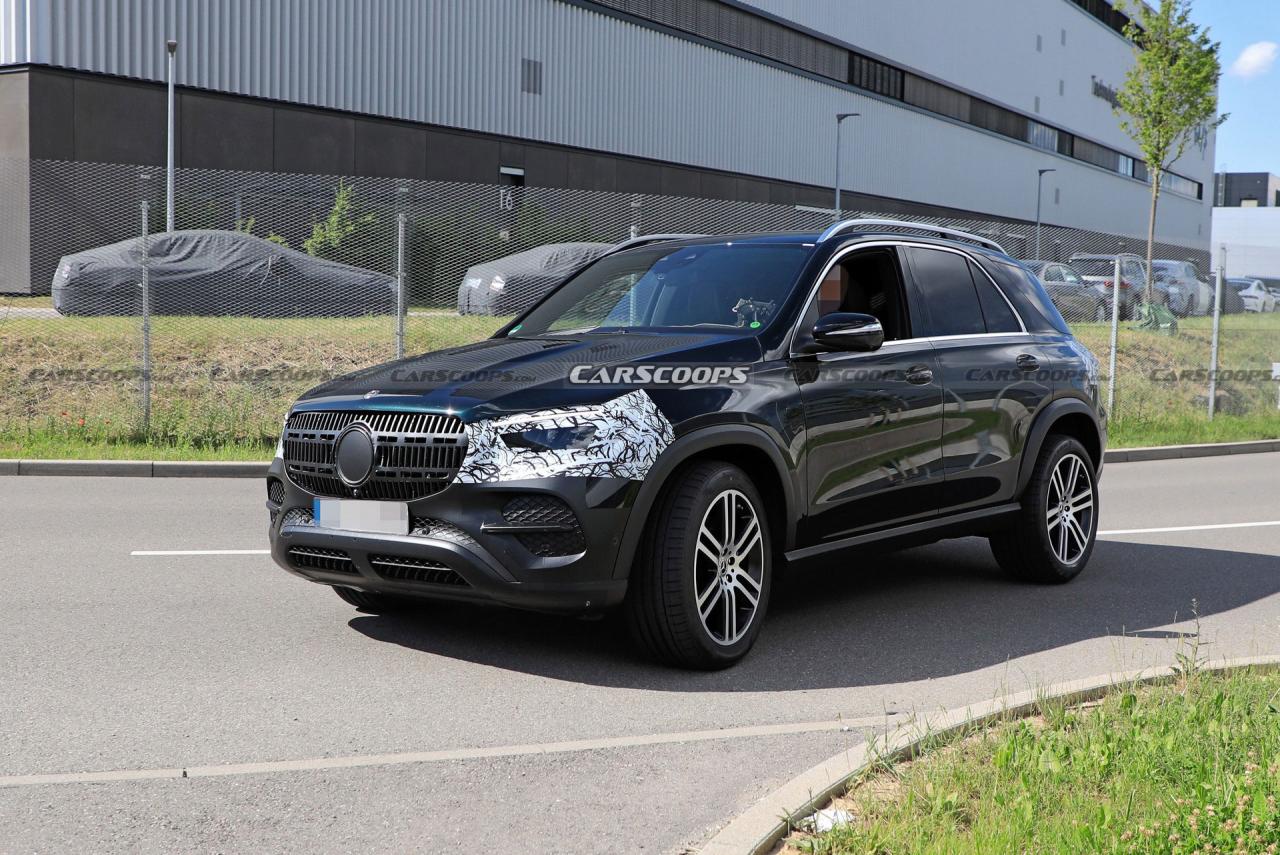 2023-Mercedes-GLE-6.jpg