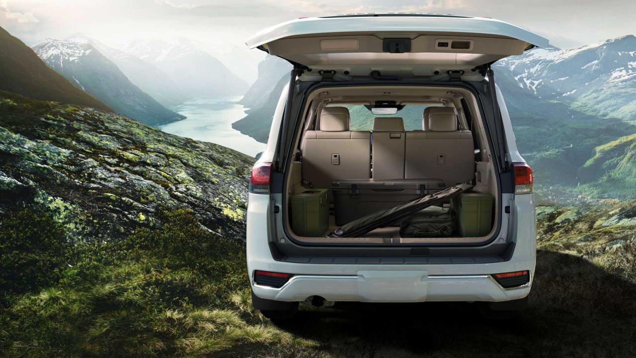 2022-toyota-land-cruiser (9).jpg
