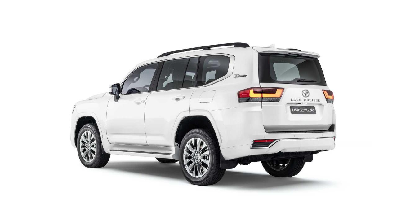 eksterer-toyota-land-cruiser-300 (3).jpg