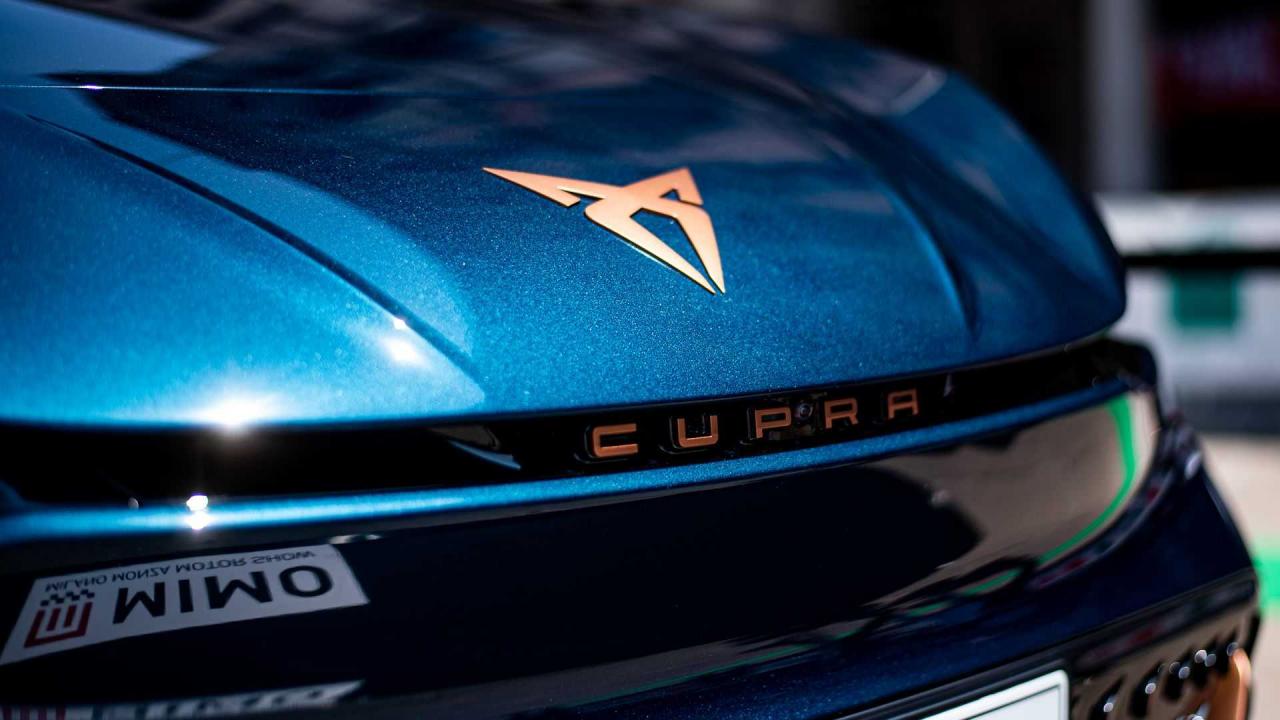 794343639_cupra-born-al-mimo-2021(2).thumb.jpg.51a736cea77e8fa2d26deea8276bacc4.jpg