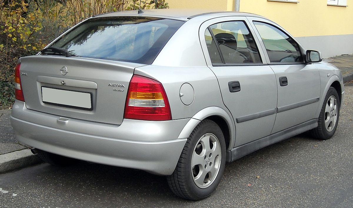 1200px-Opel_Astra_G_rear_20081128.jpg.0a8606cdae0930e3d66f5b506baa5800.jpg