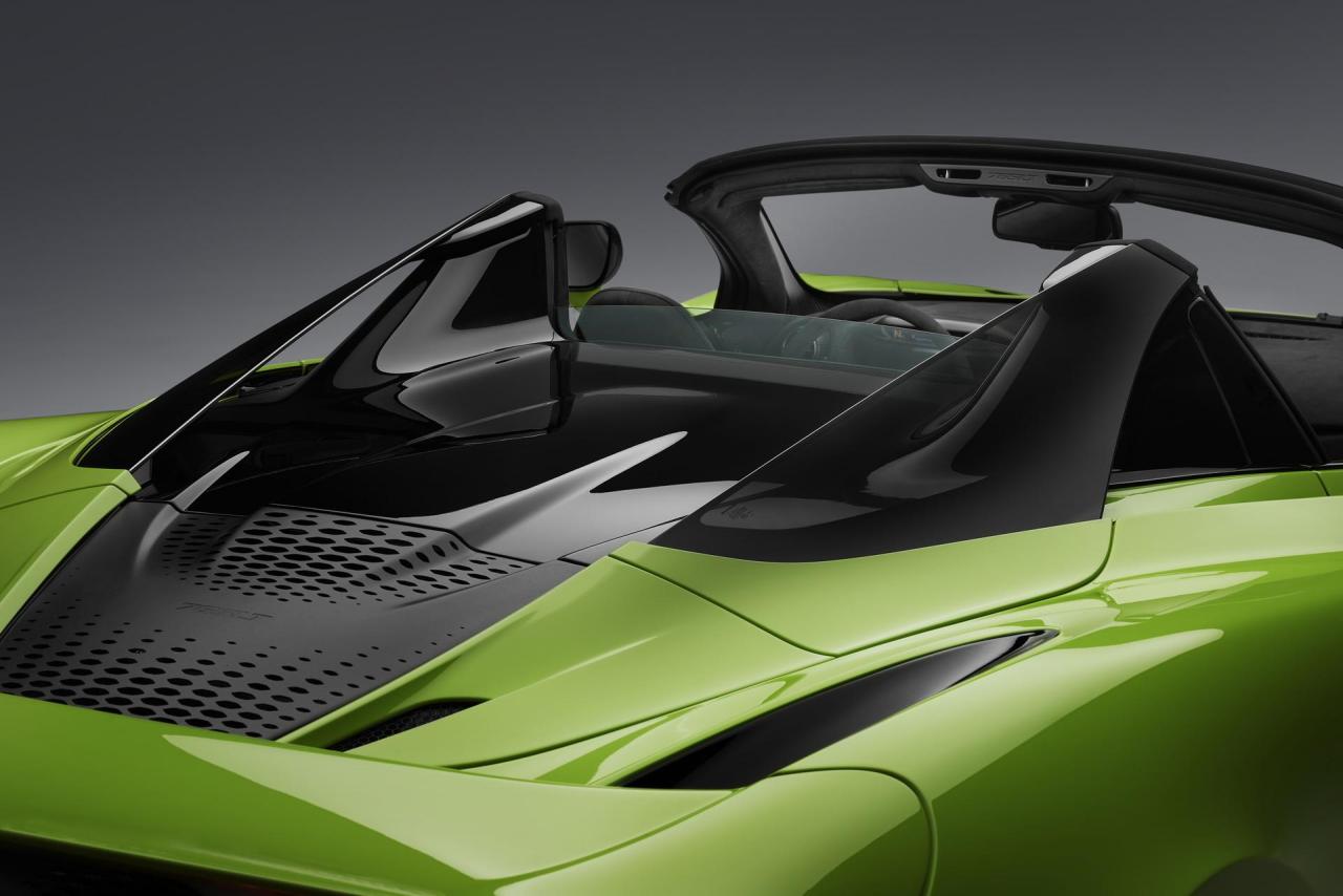 2022-McLaren-765LT-Spider-1.jpg