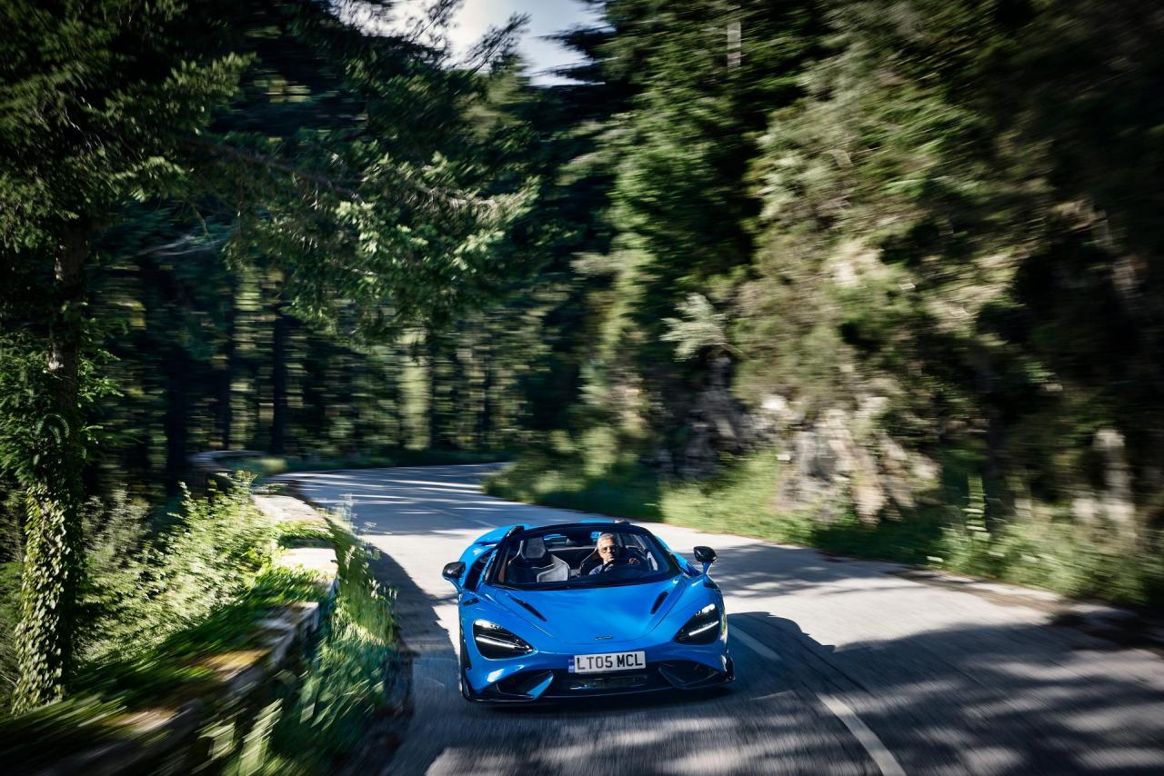 2022-McLaren-765LT-Spider-38.jpg