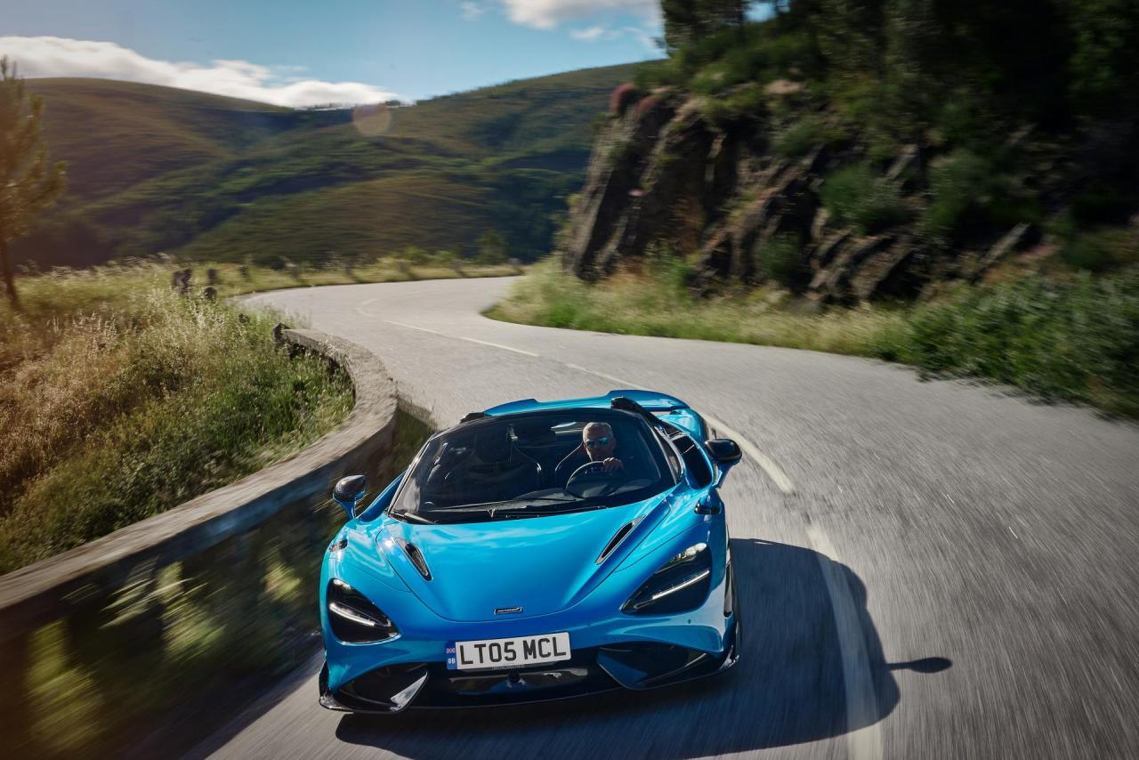 2022-McLaren-765LT-Spider-41.jpg