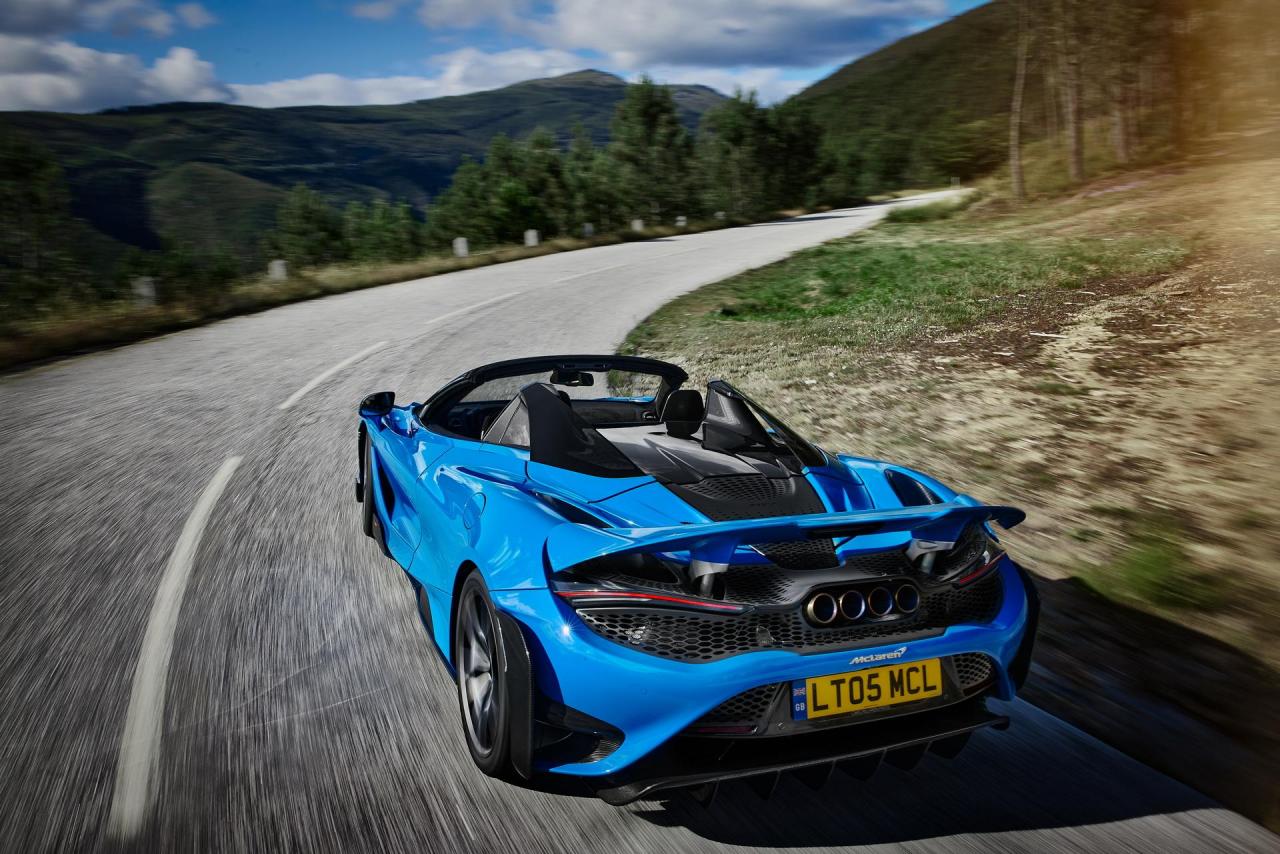 2022-McLaren-765LT-Spider-42.jpg
