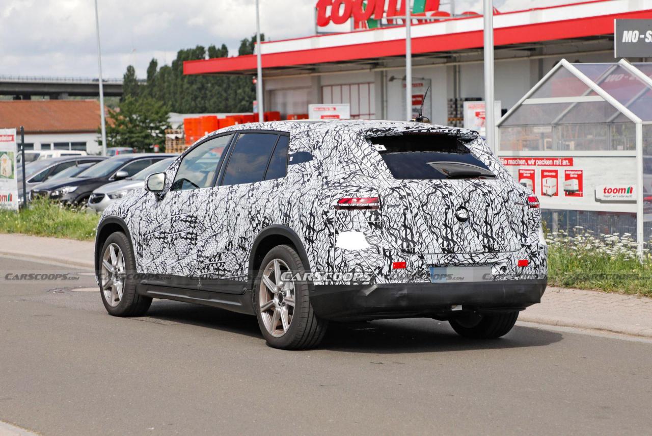 2022-Mercedes-Benz-EQS-SUV-Scoop-43.jpg