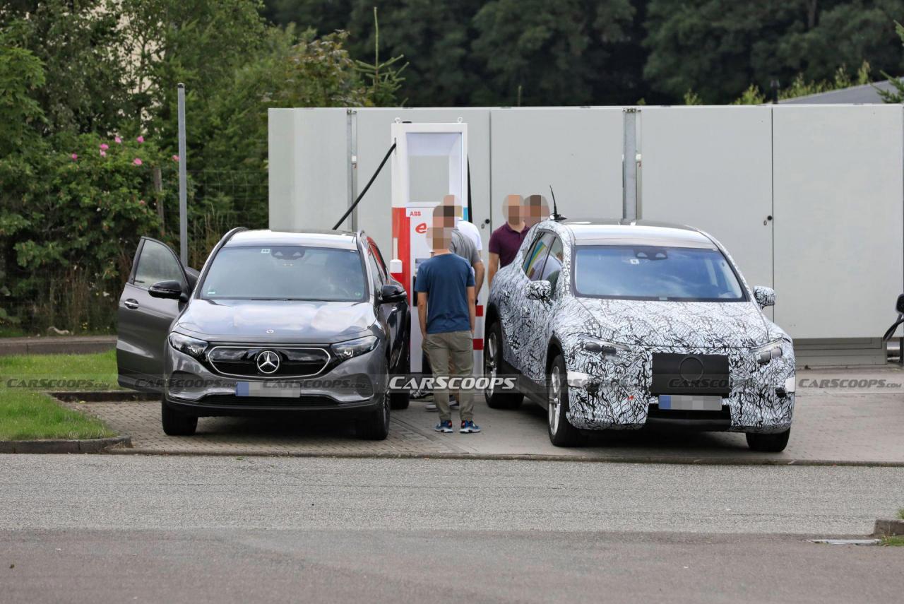 2022-Mercedes-Benz-EQS-SUV-Scoop-7.jpg