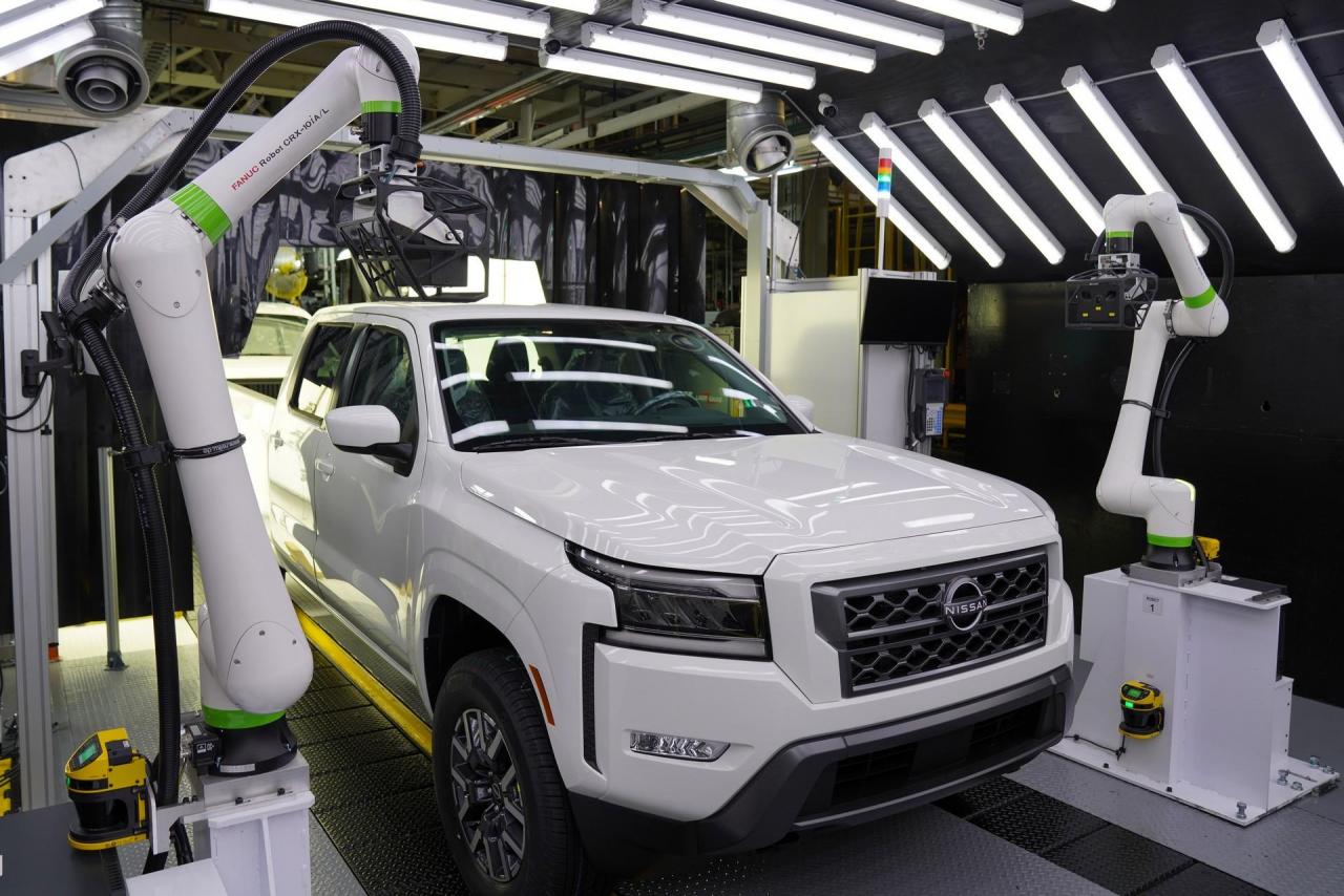 2022-Nissan-Frontier-4.jpg