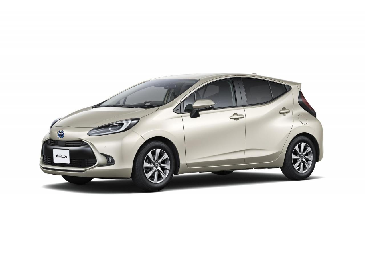 2022-Toyota-Aqua-1.thumb.jpg.8694ba13debdbc52d099324ae65da77e.jpg