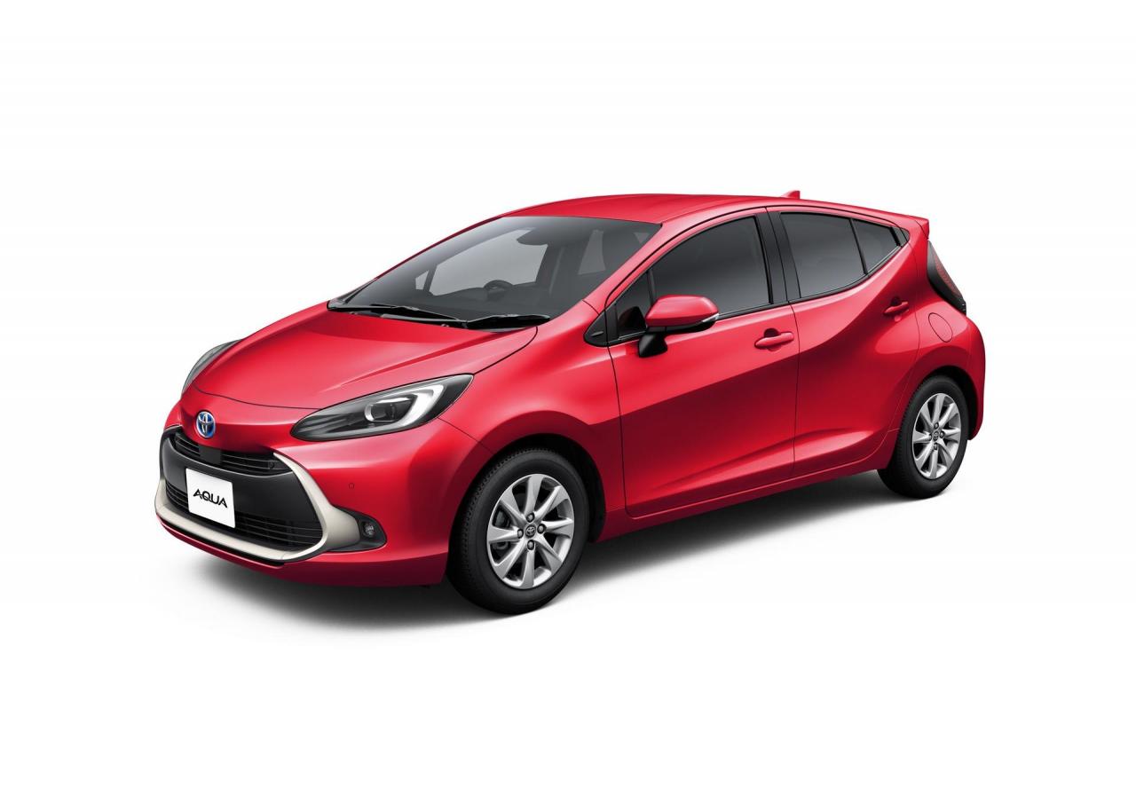 2022-Toyota-Aqua-52.thumb.jpg.5851271c0bcf0bfaf0d591446abf7643.jpg