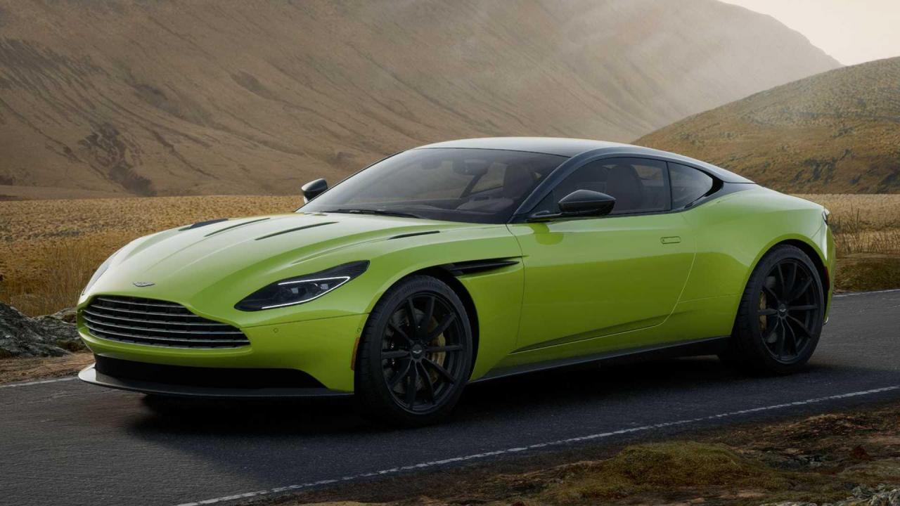 2022-aston-martin-db11.jpg