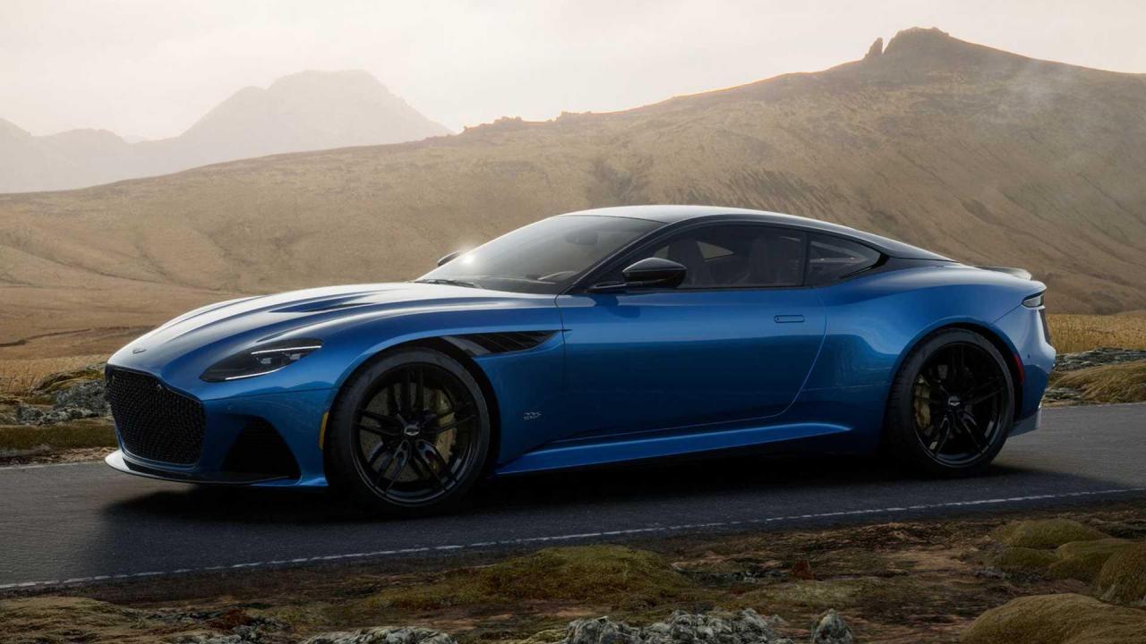 2022-aston-martin-dbs-coupe (2).jpg