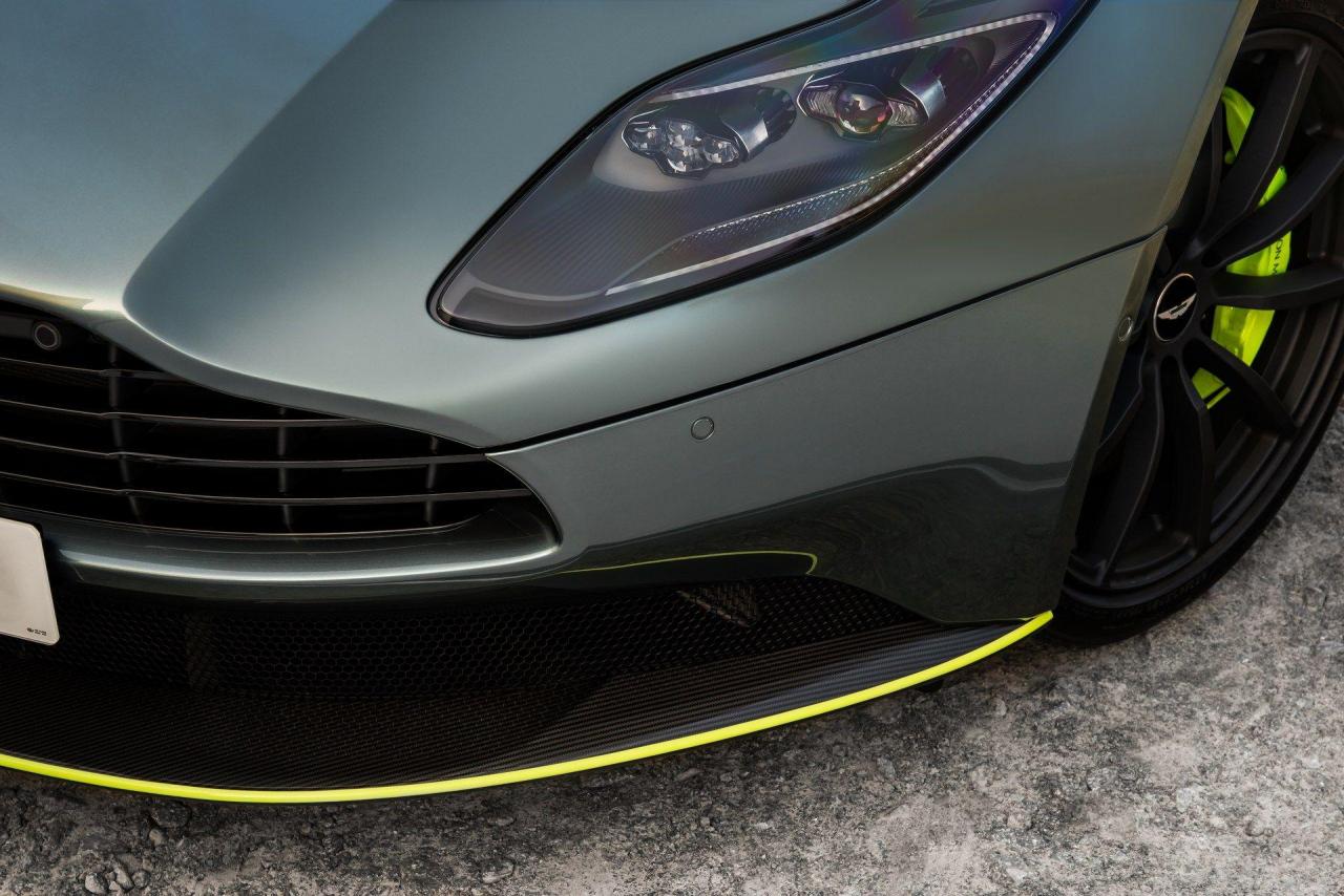 Aston-Martin-DB11-AMR-12.jpg
