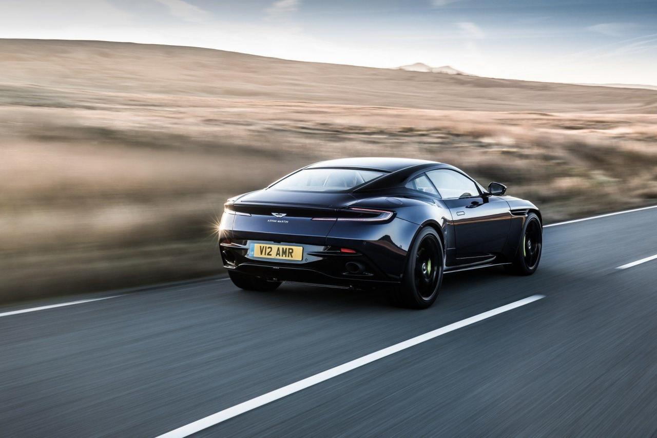 Aston-Martin-DB11-AMR-21.jpg