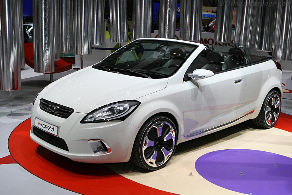 Kia--Ex_C-eed-Cabriolet-Concept-117231.jpg.4166acaf60c919f4064bd4da69c6b352.jpg