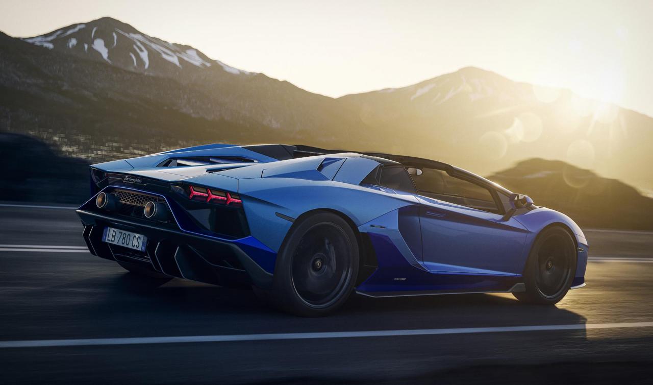 Lamborghini_Aventador_Ultimae_13.jpg
