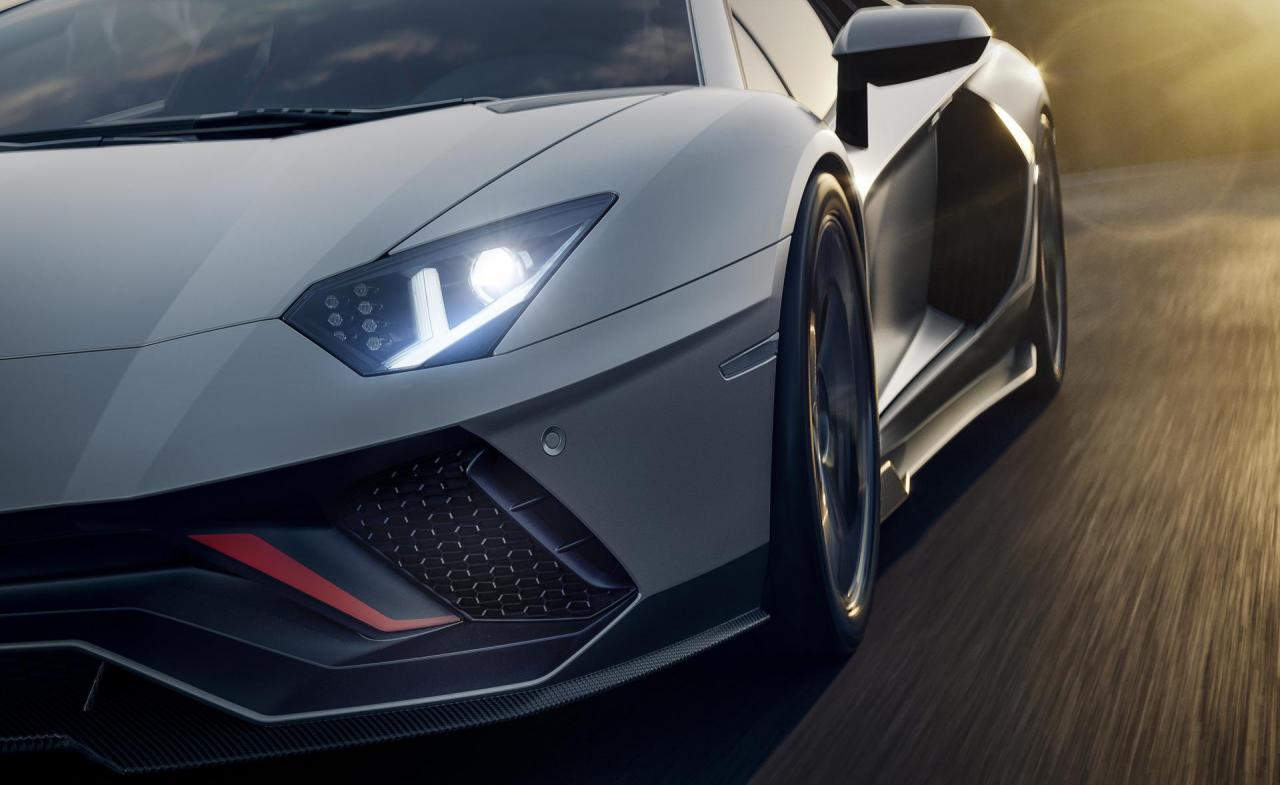 Lamborghini_Aventador_Ultimae_3.jpg