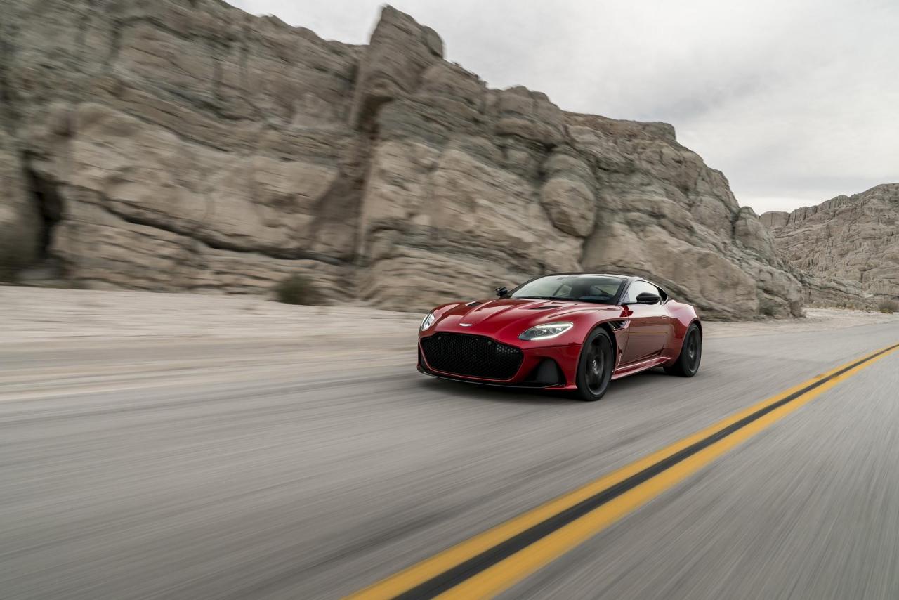 cf64c7da-dbs-superleggera-06.jpg
