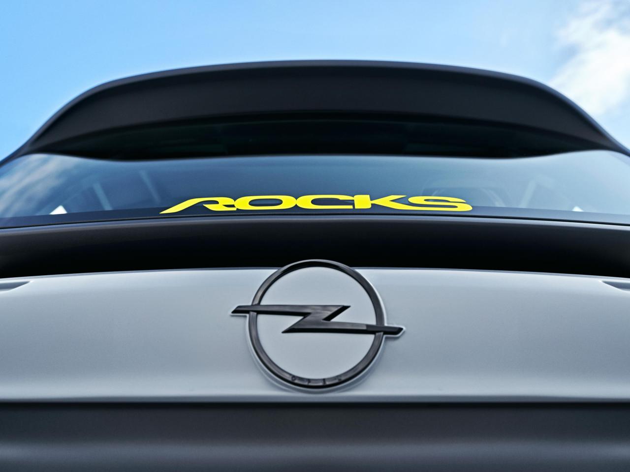 12-Opel-Rocks-e-516675.jpg