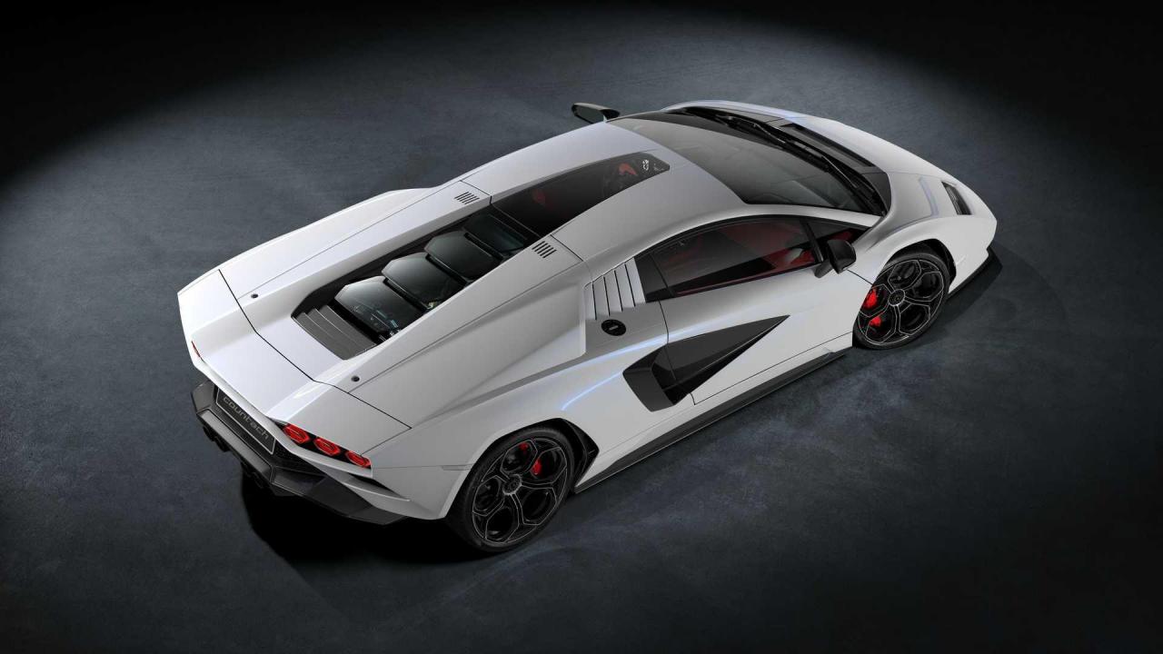 lamborghini-countach-lpi-800-4 (14).jpg